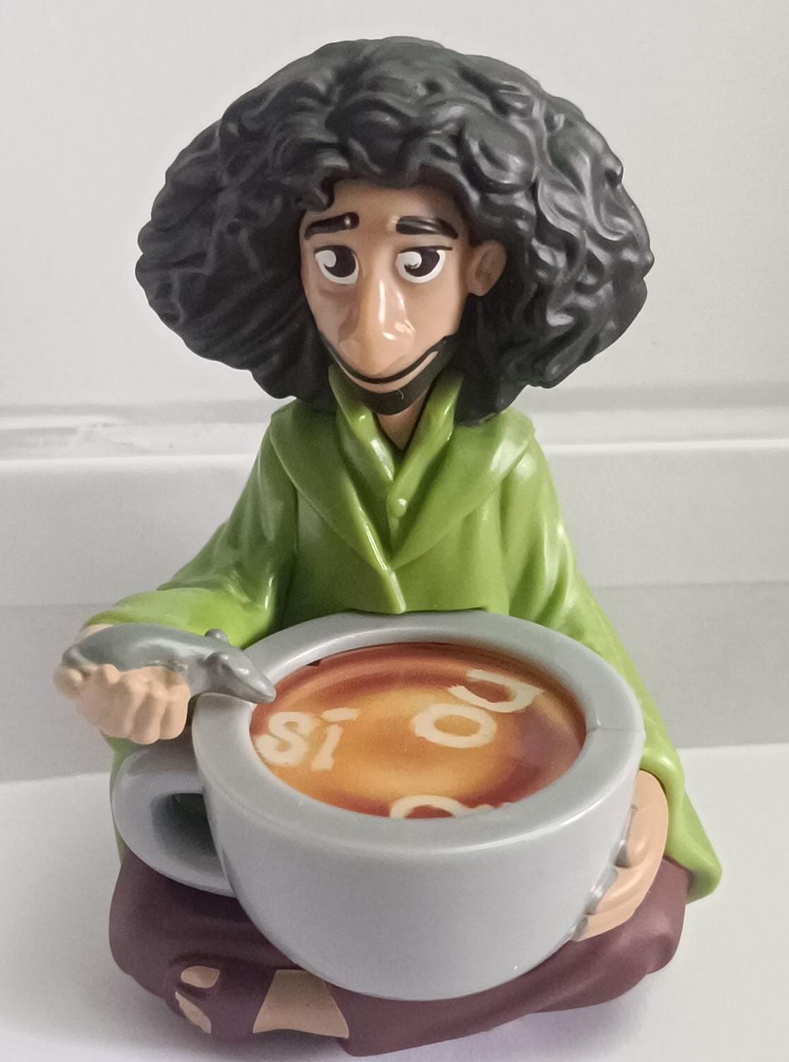 NELA-q, Bruno Madrigal Juguete McDonald&#39;s Disney &quot;Encanto&quot;.