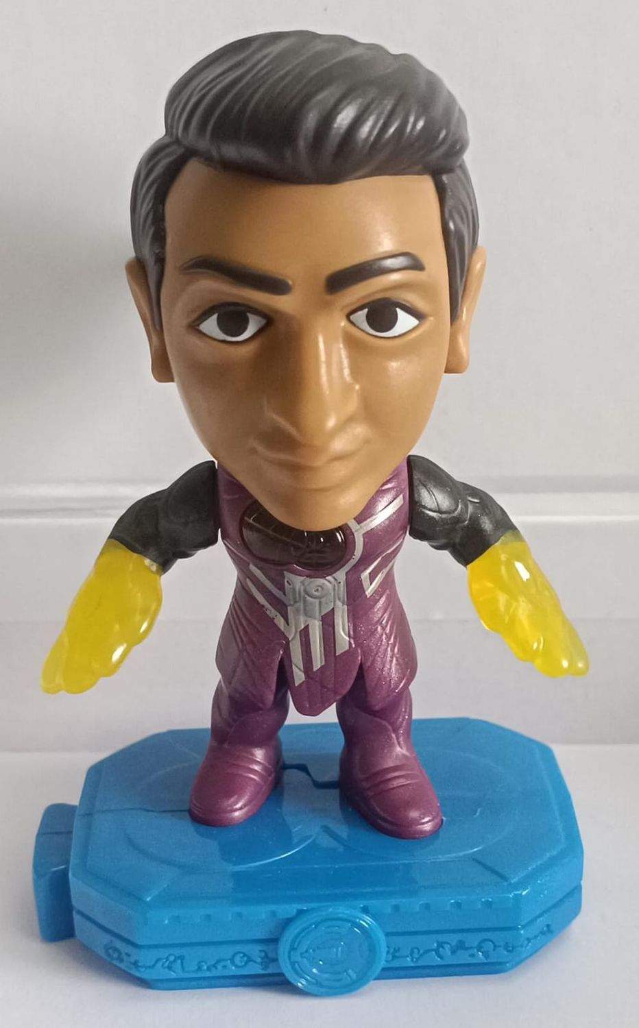 NELA-q, Kingo &quot;Eternals&quot; Marvel  McDonald&#39;s Juguete