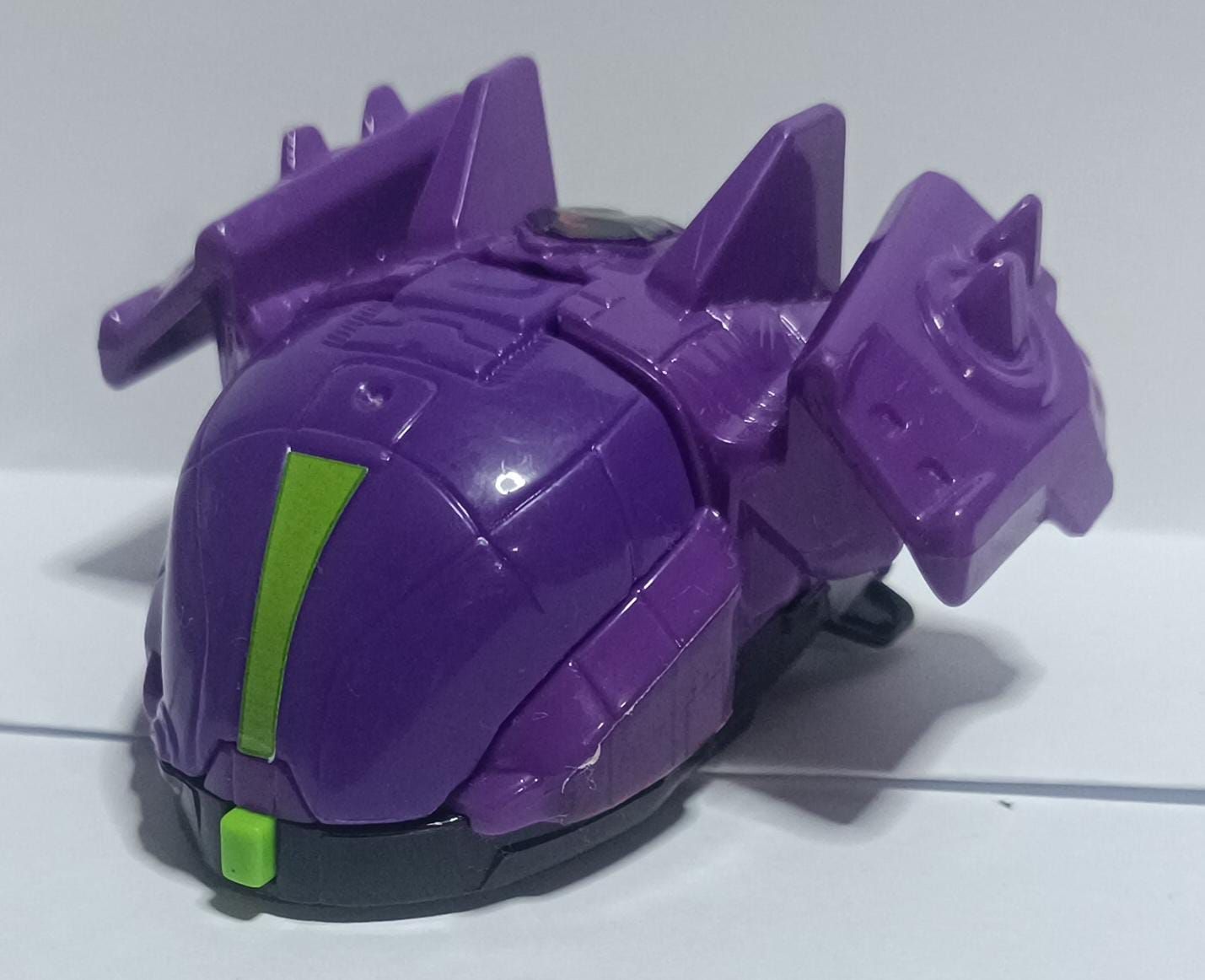 NELA-s, nave Espacial de Zurg de la película &quot;Lightyear&quot; de Disney y Pixar.