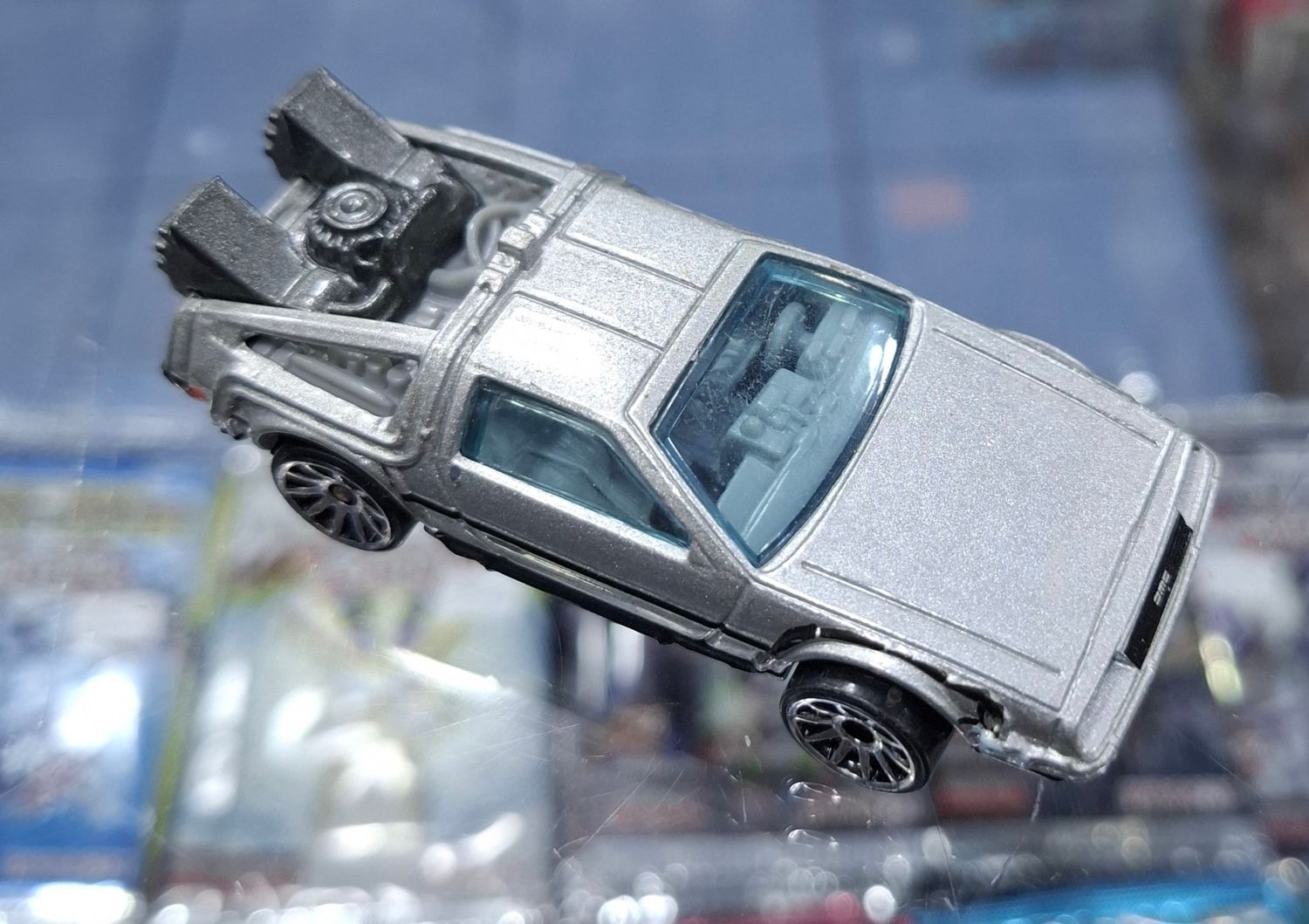 BAF1 Delorian Hot Wheels Volver al Futuro Suelto 