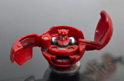 SH Bakugan Rojo