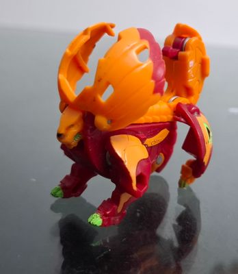 SH Bakugan Rojo Leon