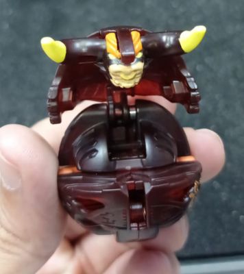 SJ Bakugan Rojo