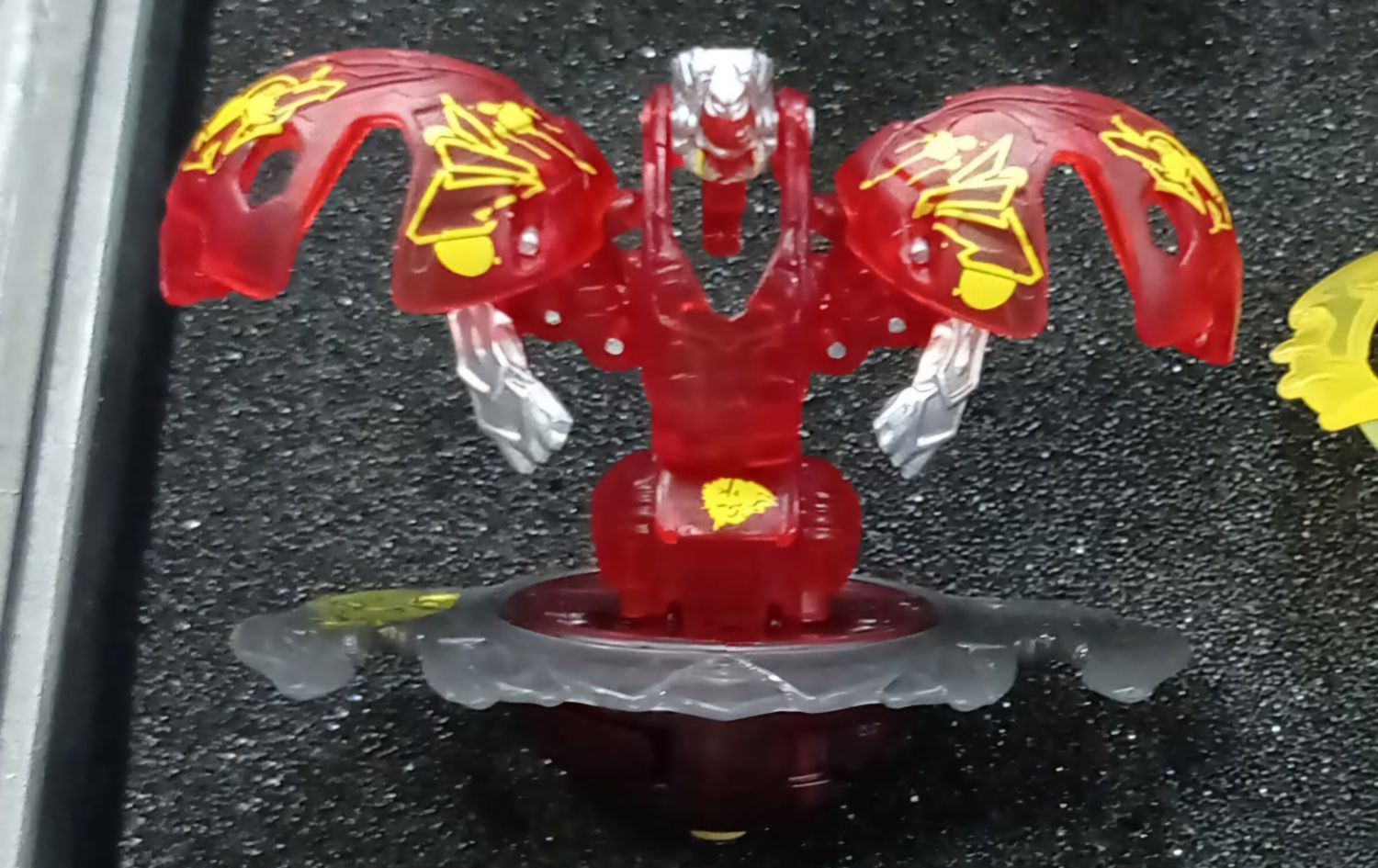 SJ Bakugan Rojo