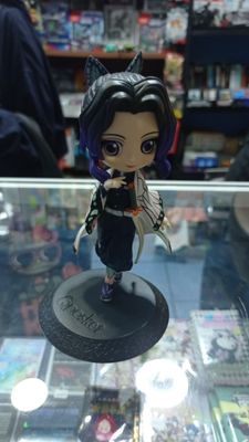 SJ Shinobu Figura Demon Slayer Figura qPosket
