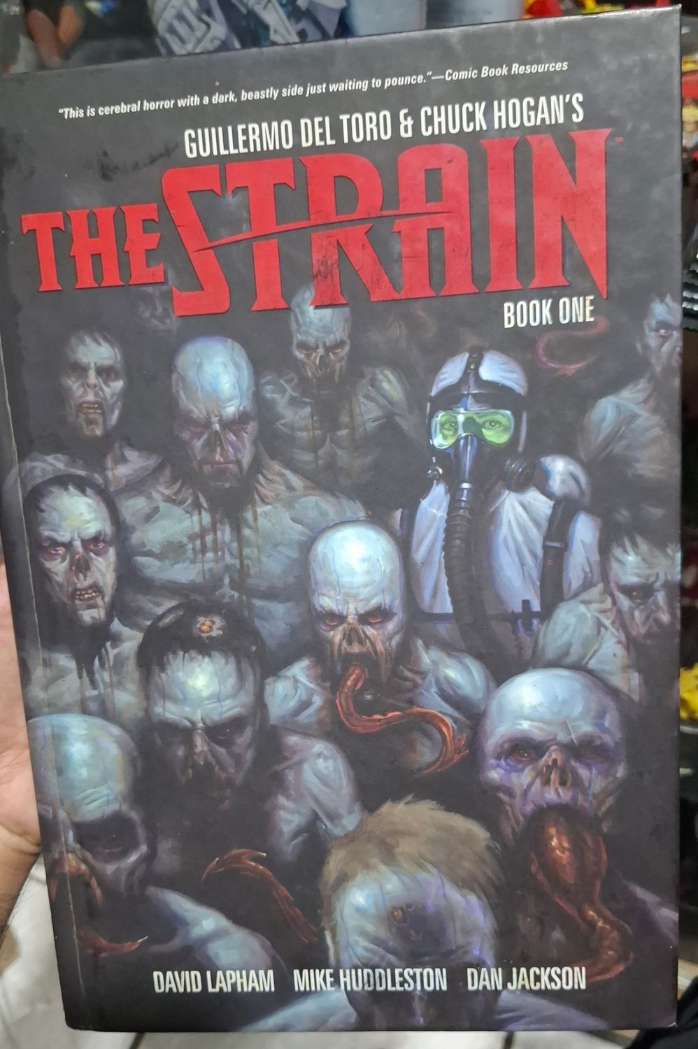 SHX The Strain Comic Book One Tapa Dura TP