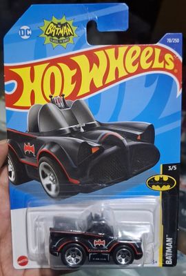 SHX Classix TV Series Batmobile Batimovil 78/250 Batman Hot Wheels