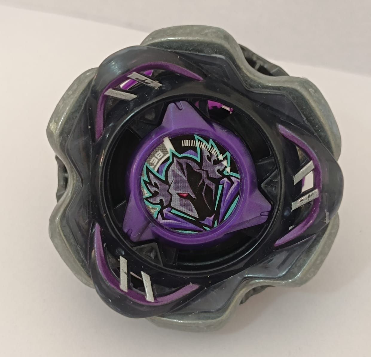 SHB-4k Beyblade Morado X Dark Perseus B 6-80W CX  Beyblade de tipo defensa.
