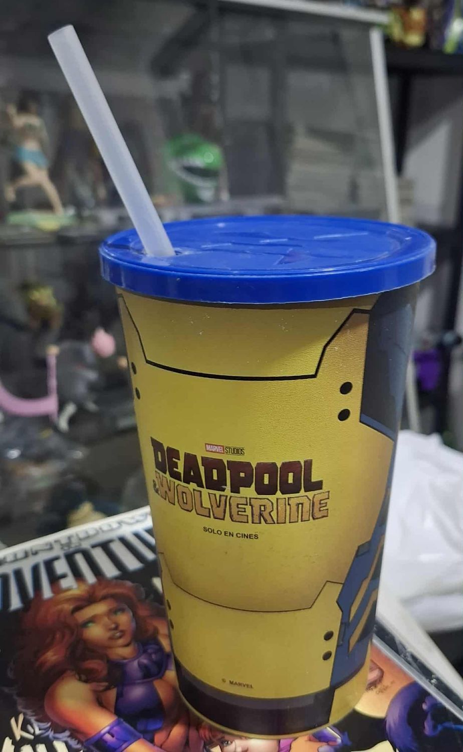 SHX2-500 Deadpool Wolverine Vaso Coleccionable Cine
