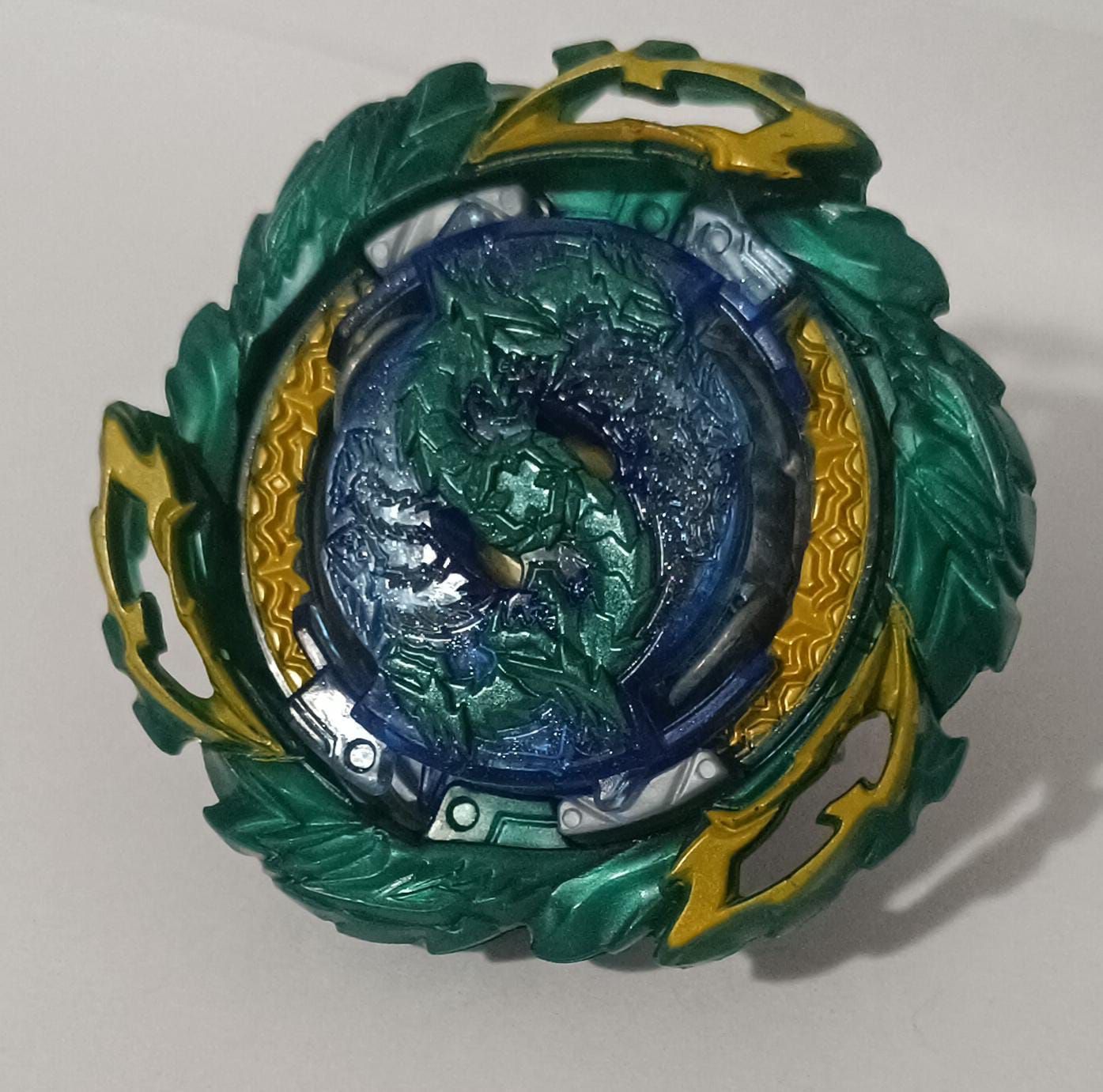 SHB-4k Beyblade Verde con Dorado Beyblade Burst Vanish Cobra C7 Burst QuadDrive.