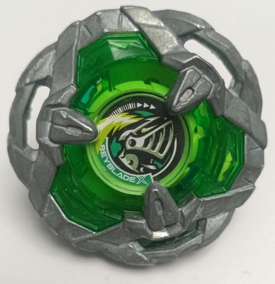 SHB-4k Beyblade Verde 1 Beyblade X Knight Shield 3-80N  Tipo de Beyblade de Defensa.