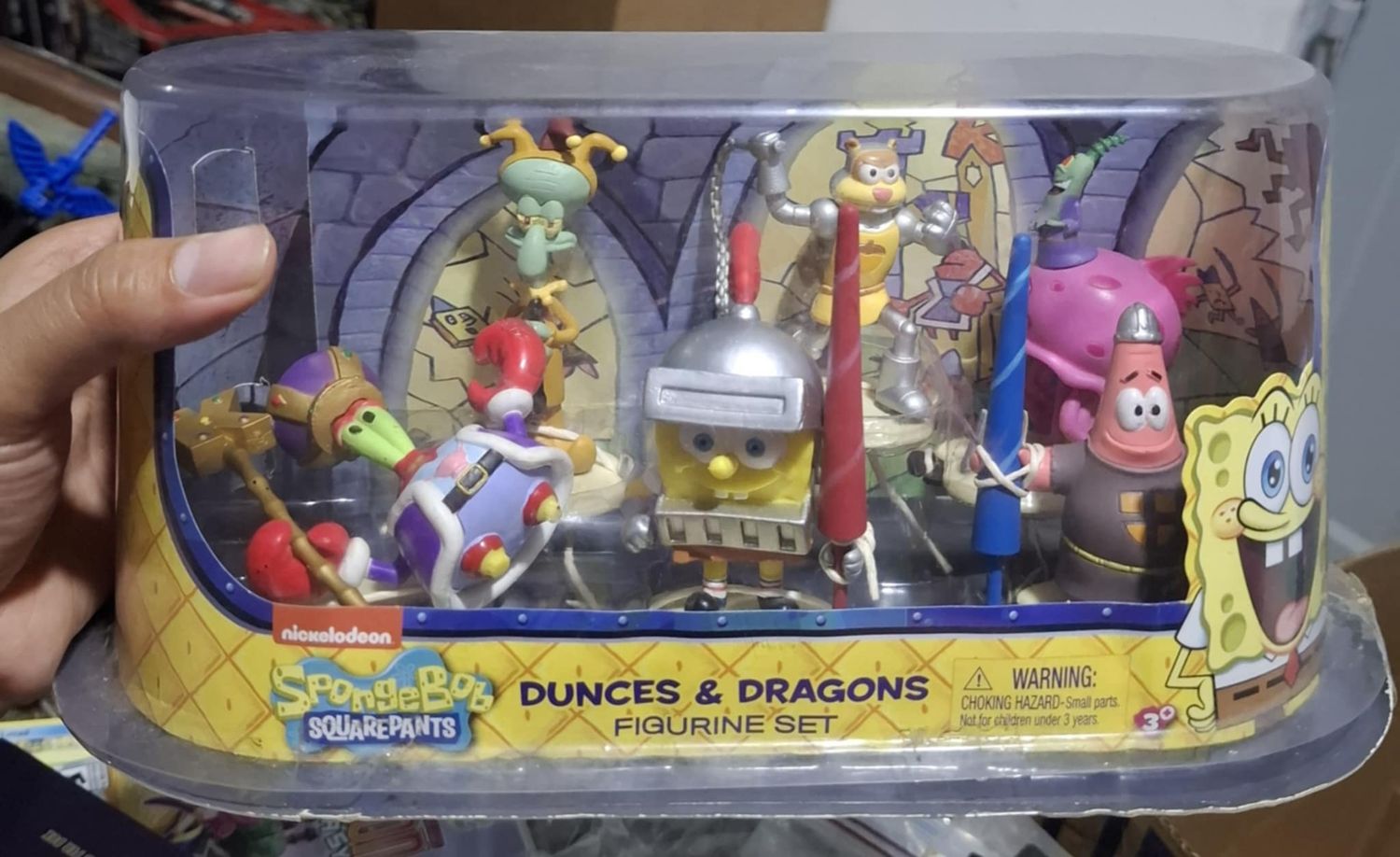 SHX5-1k Bob Esponja Figuras Set Dunces and Dragons *Don Cangrejo Suelto*