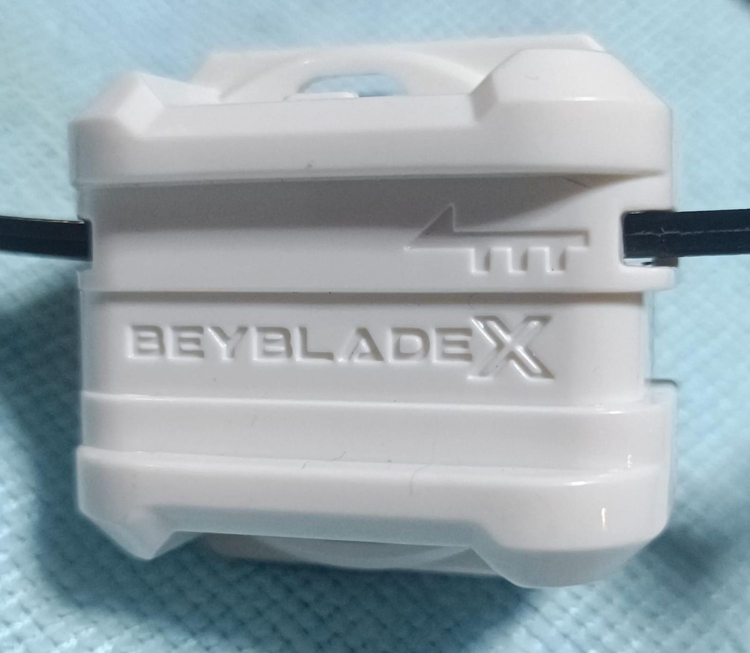 SHB-4k Beyblade Lanzador de entrada de Beyblade X Blanco Tipo Giro a la derecha