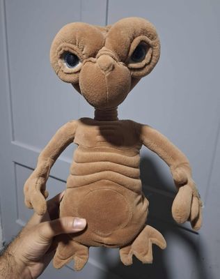 SJ ET Peluche Toys R Us Universal Studios Vintage