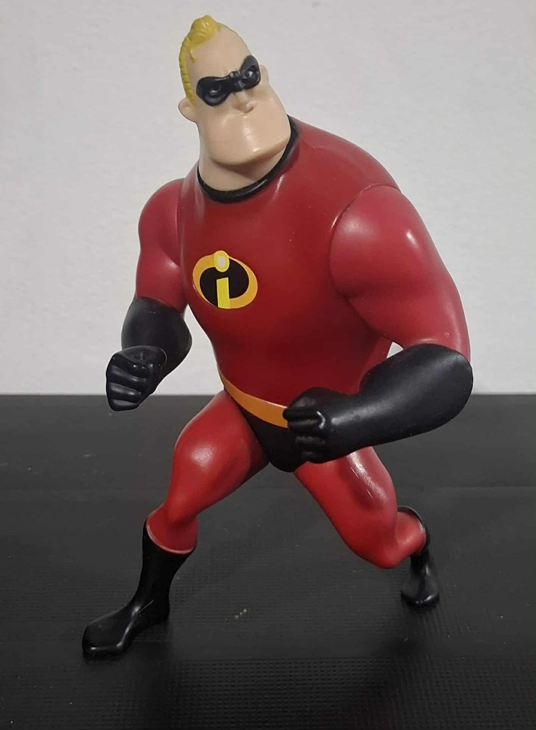 BA35 Mr Increible Figura Disney Figura The Increibles Figura