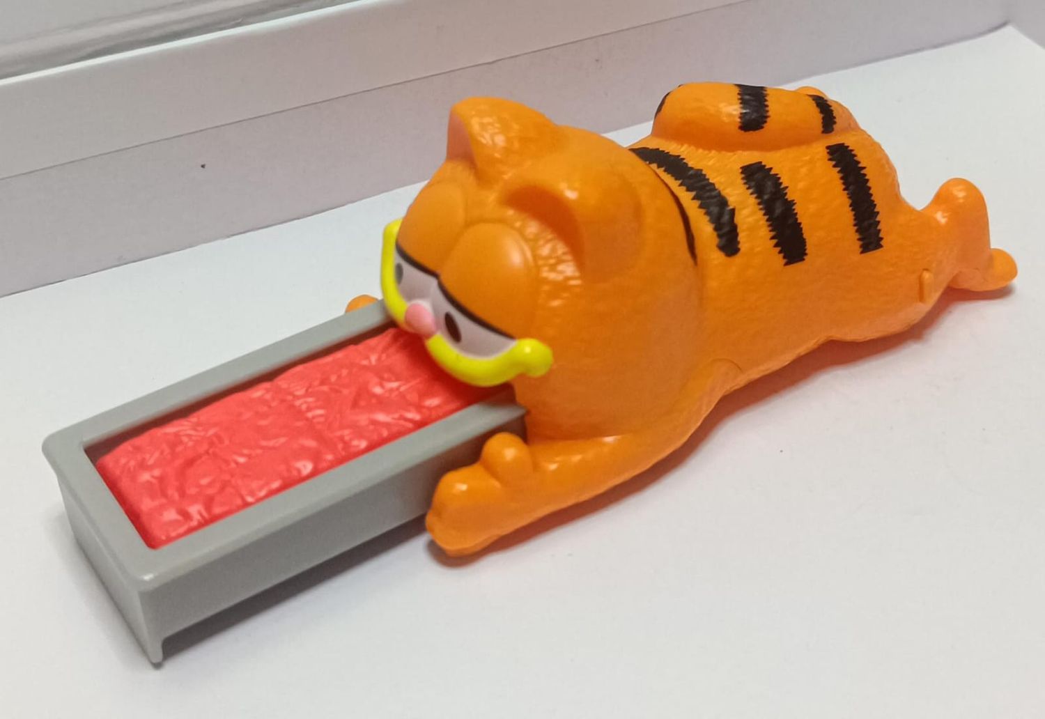 NELA-g, Garfield 2023 Burger King.