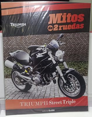 NELA-r, Revista Mitos de 2 Ruedas Triumph Street Triple