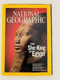 BA36 National Geografic Revista The She-King of Egypt