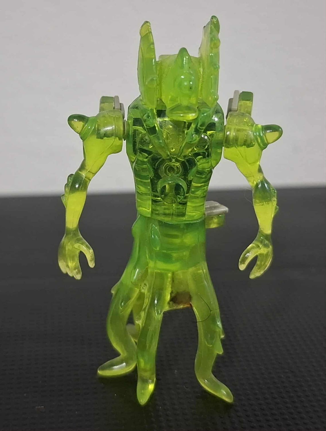 BA36 Ben 10 Figura 3 Pulgadas