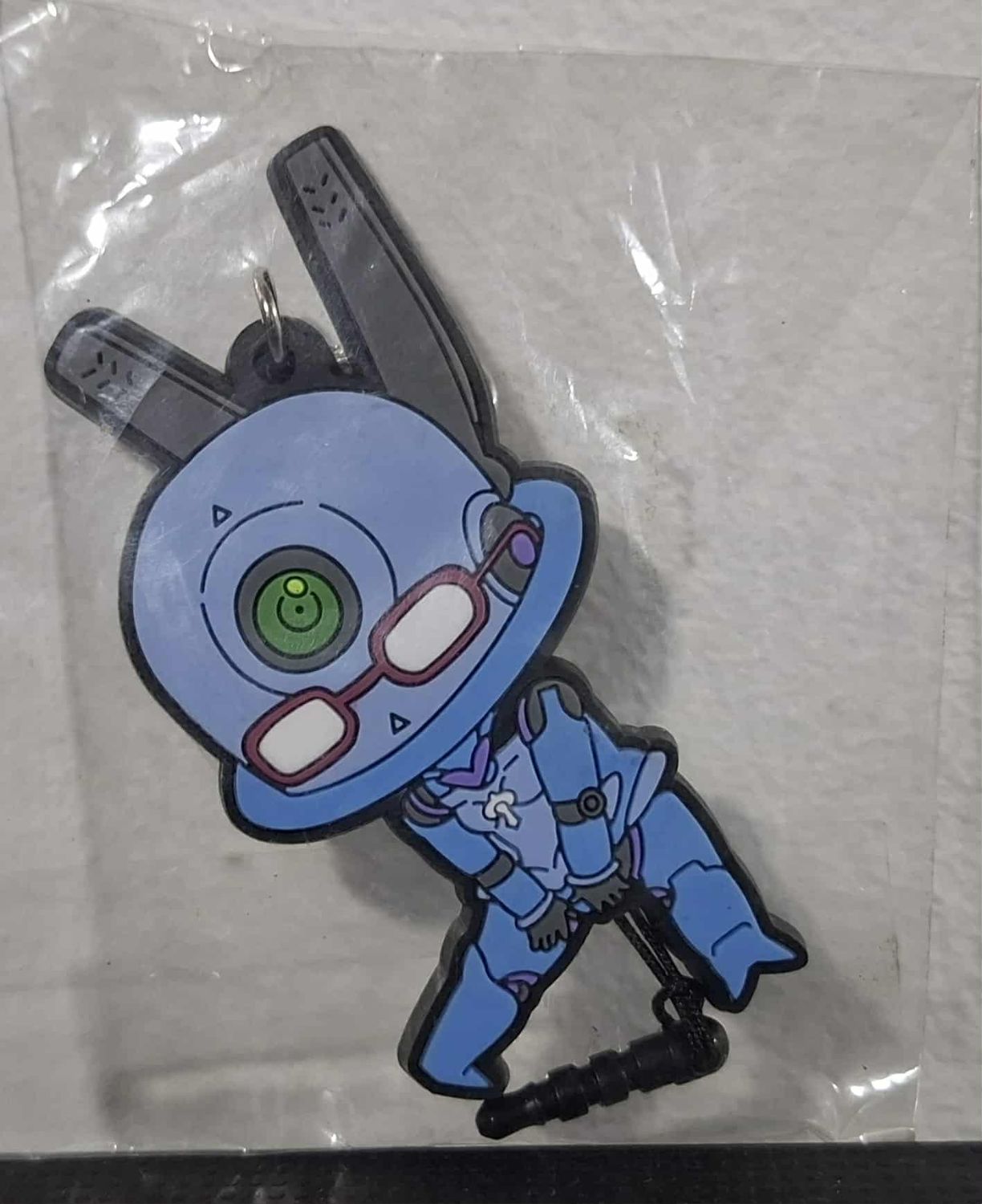 BA37 Sekai Seifuku Llavero Roboko Llavero Original de Goma