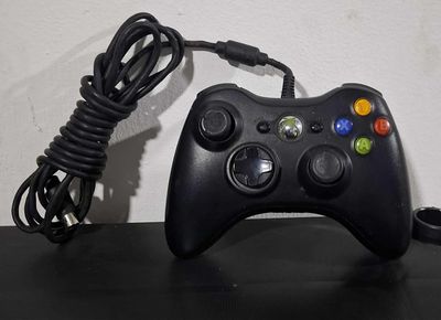 BA37 Xbox Control Usado Junk