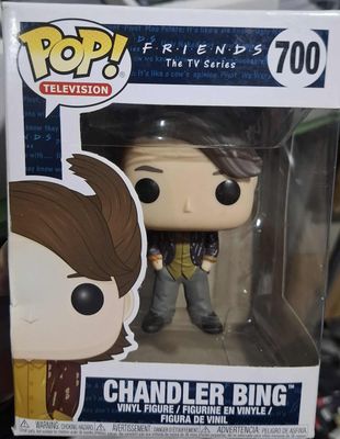 BA38 Chandler Bing Figura Funko Pop 700 Friends Figura *Caja Danada*