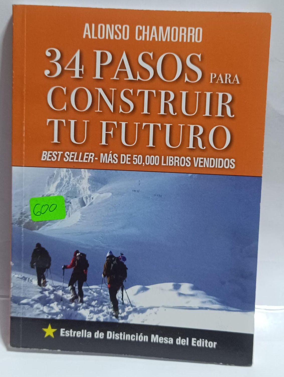 NELA-u, 34 Pasos para Contruir Tu Futuro  Espanol