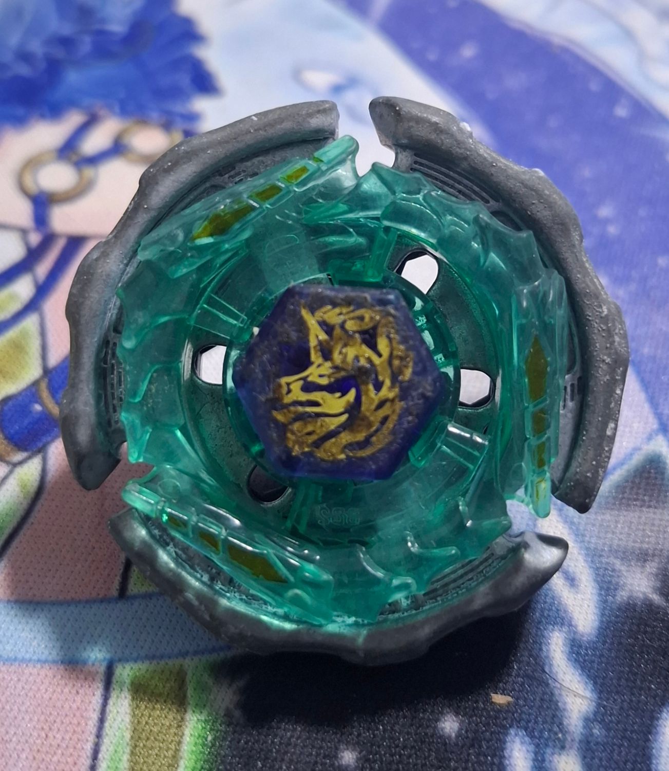 SH4 Beyblade Unicornio Metal