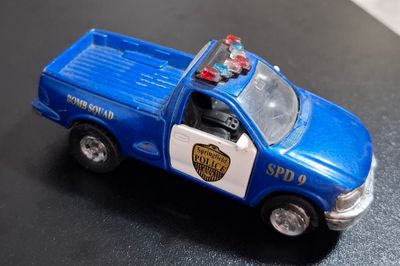 SH12 Ford F 1998 Escala 46 Auto Policía