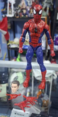 SH1 Spider Man Figura Marvel Legends