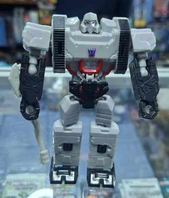 SJ Megatron Figura Transformers Hasbro 2017 4.5 Pulgadas