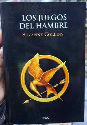 SJ Los Juegos del Hambre Libro Español Suzanne Collins