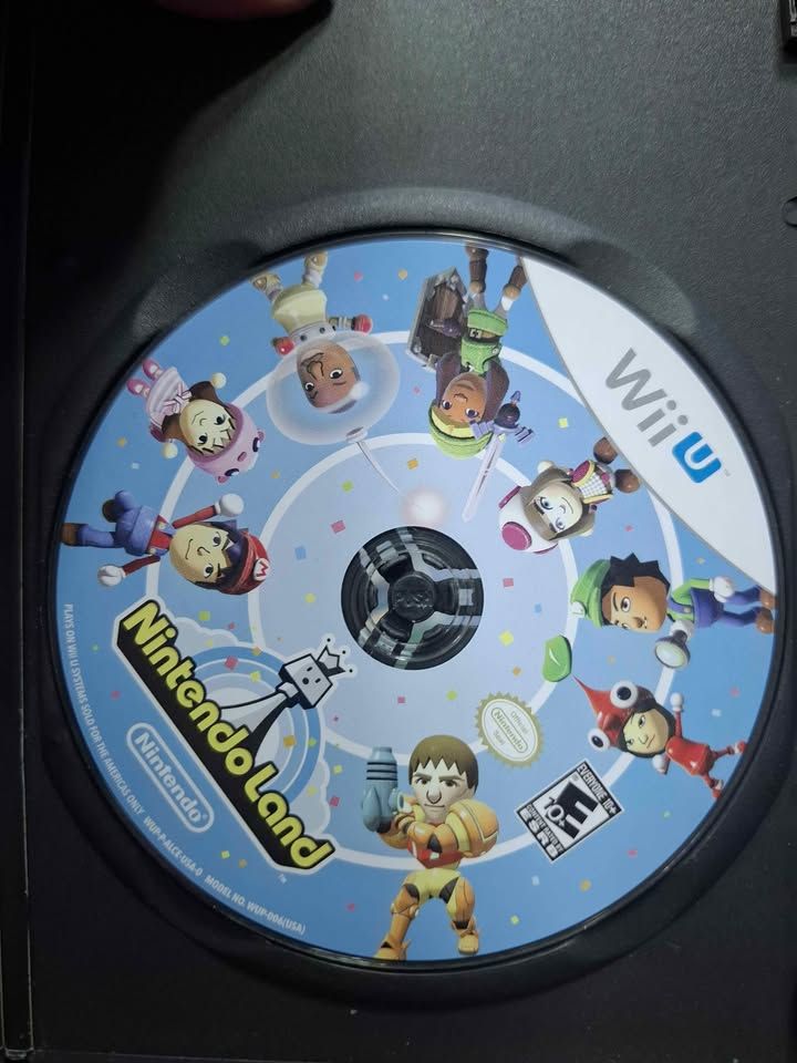 SH1 Nintendo Land Nintendo Wii U Usado