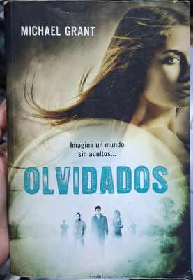 SJ Olvidados Libro Español Michael Grand