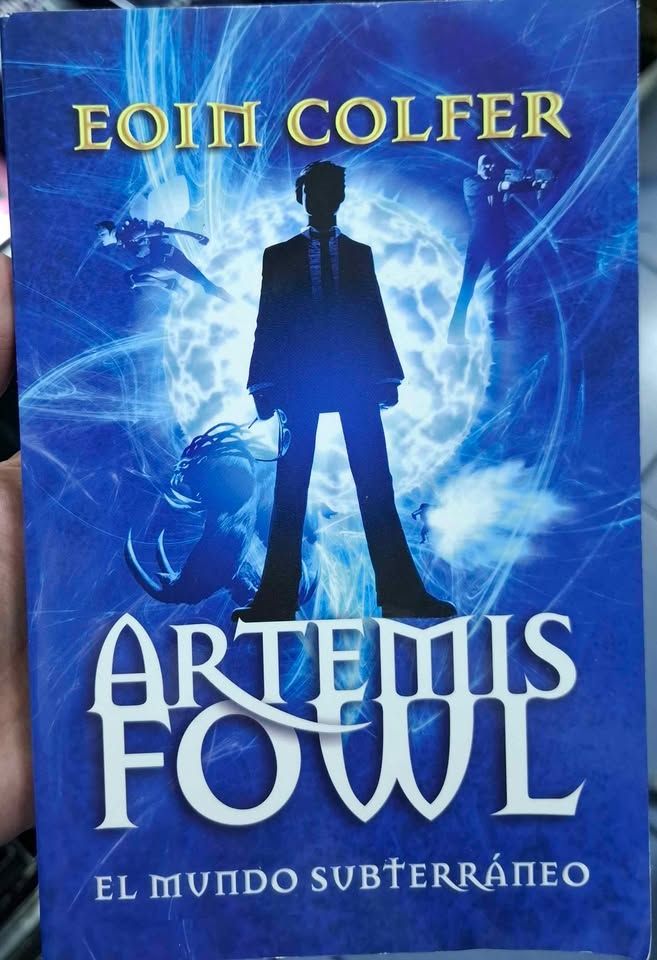 SJ2 Artemis Fowl El Mundo Subterráneo Libro Español Eoin Colfer