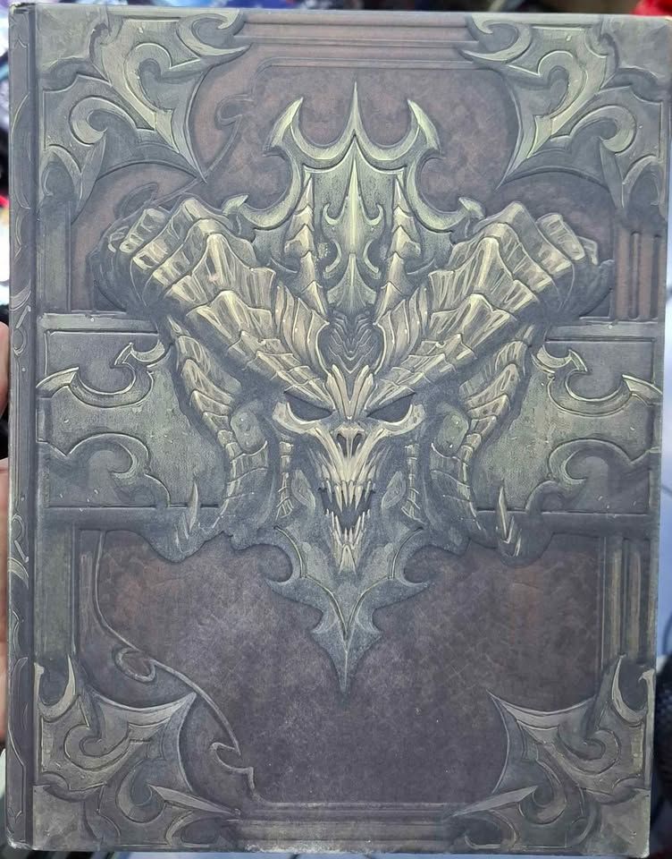 SJ Diablo Book of Cain Libro Tapa Dura Blizzard Insight