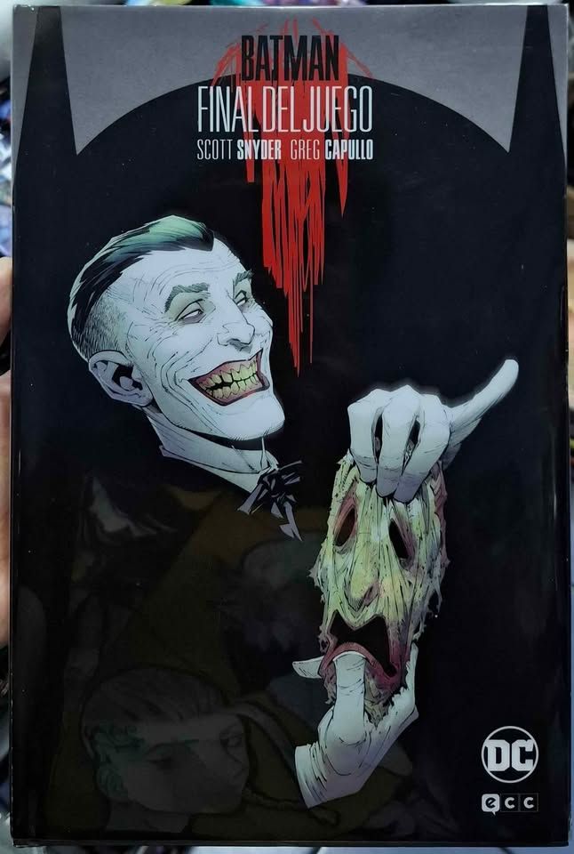 SJ2 Batman Comic Final Del Juego Tapa Dura DC Comics Español