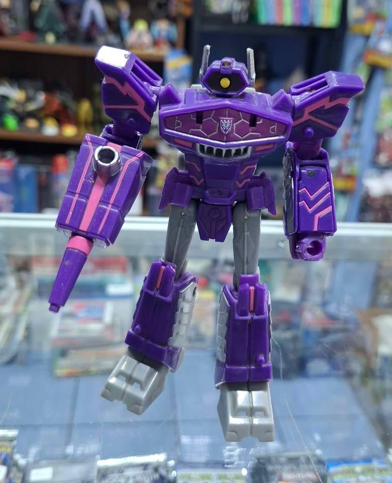 SJ Shockwave Figura Transformers Bumblebee Cyberverse