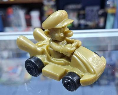 SJ1 Mario Kart Juguete McDonald's Dorado