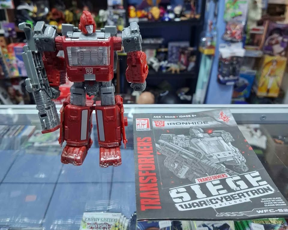 SJ1 Ironhide Figura Transformers Figura Siege Generations