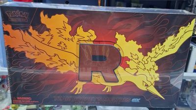 SJ Team Rocket Moltress ex Ultra Premium Collection Nuevo Pokemon TCG