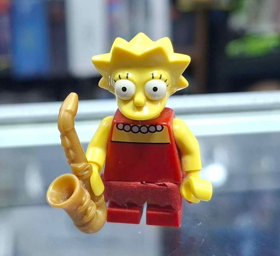 SJ3 Lisa Simpson Lego Mini Figura