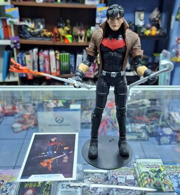 SJ1 Red Hood Figura Unmasked DC Multiverse