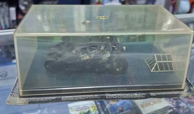 SJ1 Batman Batimovil Automobilia Eaglemoss DC Comics Batman Begins Tumbler