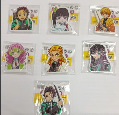 KM Set de Borradores Kimetsu no Yaiba, 5 cms