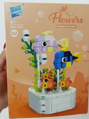 KM Flowers, Marine Series, "Regal Blue Tang", Tipo Lego.