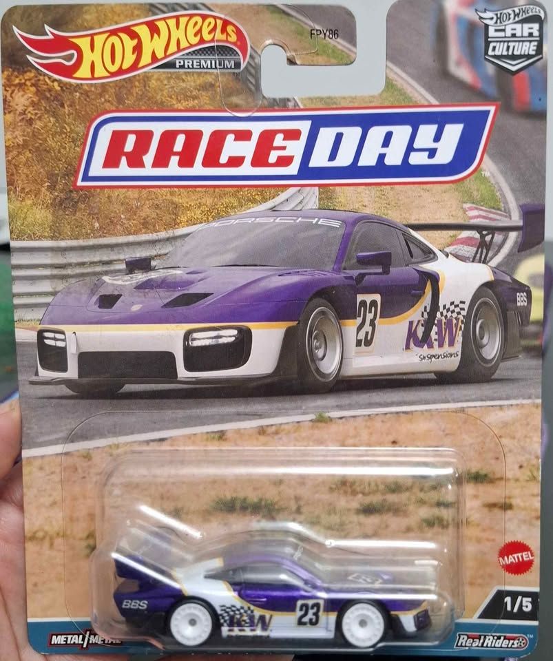 SH1 Porsche 935 Hot Wheels Race Day