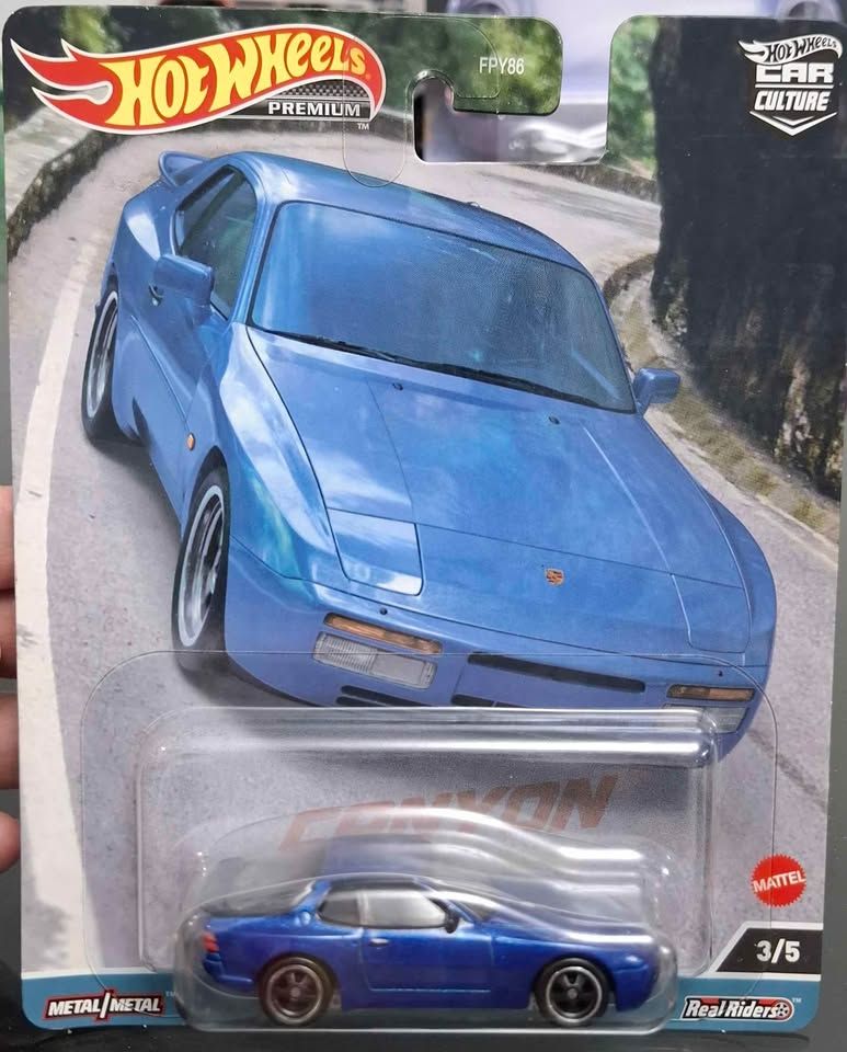 SH1 89 Porsche 944 Turbo Hot Wheels Premium