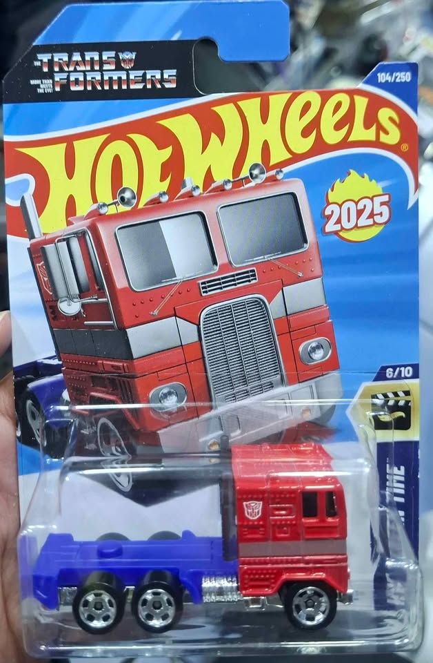 SJ1 Optimus Prime Hot Wheels Transformers