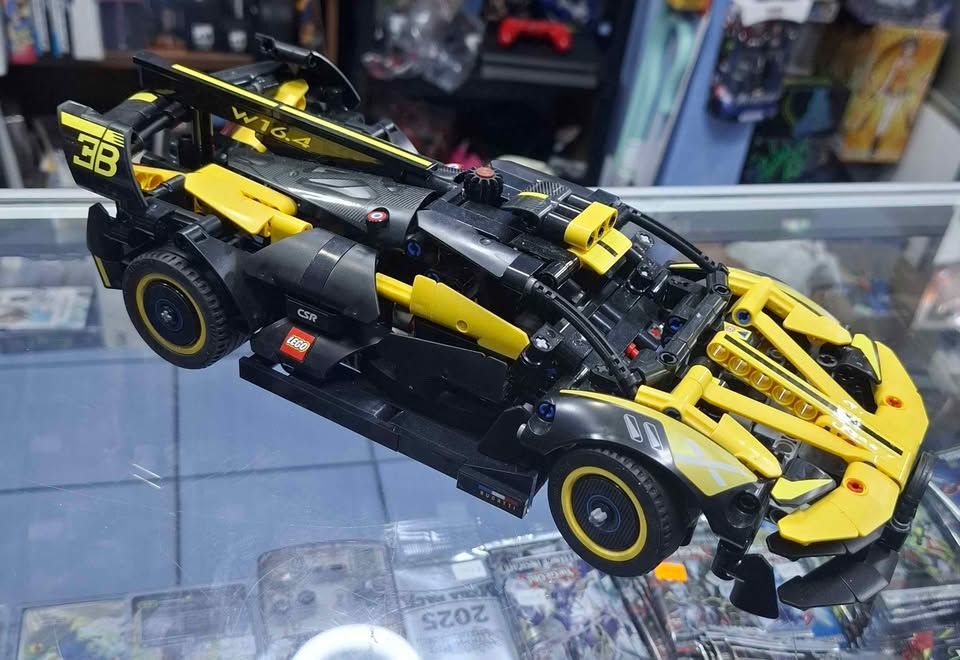 SJ1 Lego Technic Bugatti Racing Car
